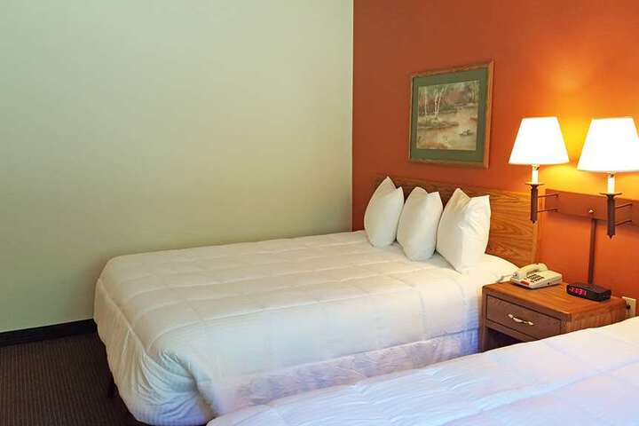 Room 9 of 12