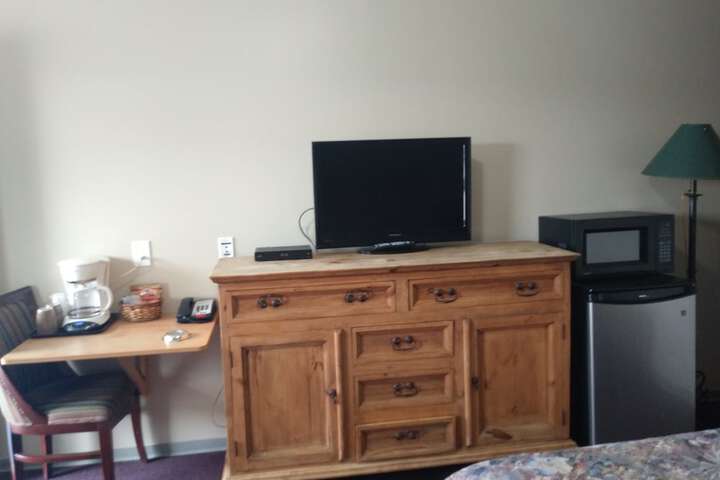 Room 15 of 19