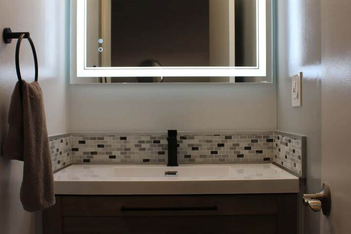 Room 35 of 104