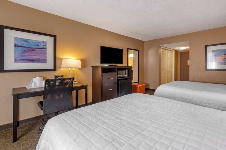 Room 18 of 37