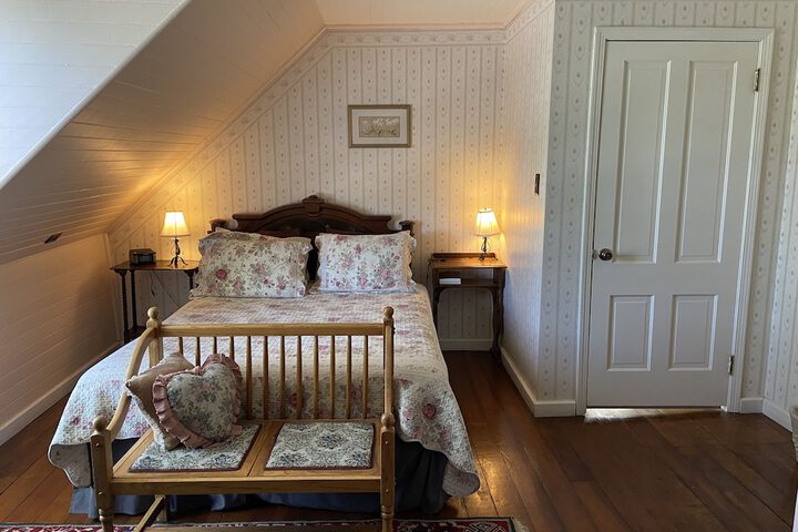 Room 22 of 40
