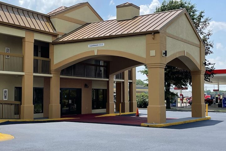 Hotel 3 of 39
