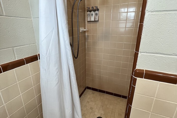Room 21 of 54