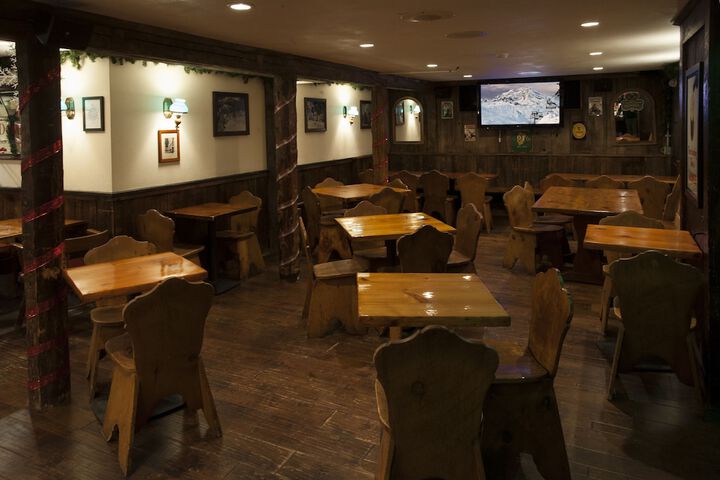 Summit Lodge