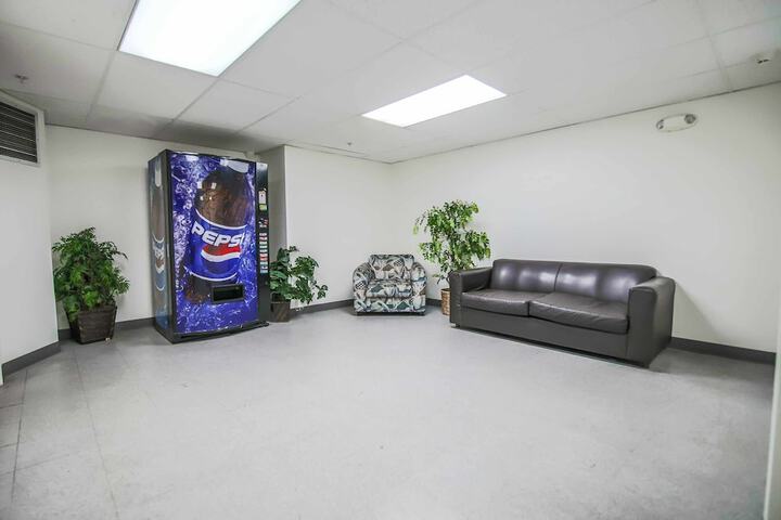 Room 43 of 84