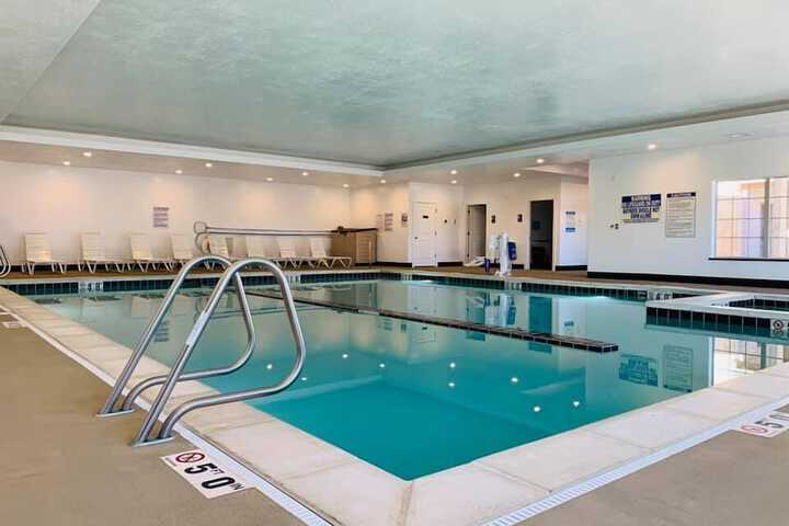 Pool 10 of 52
