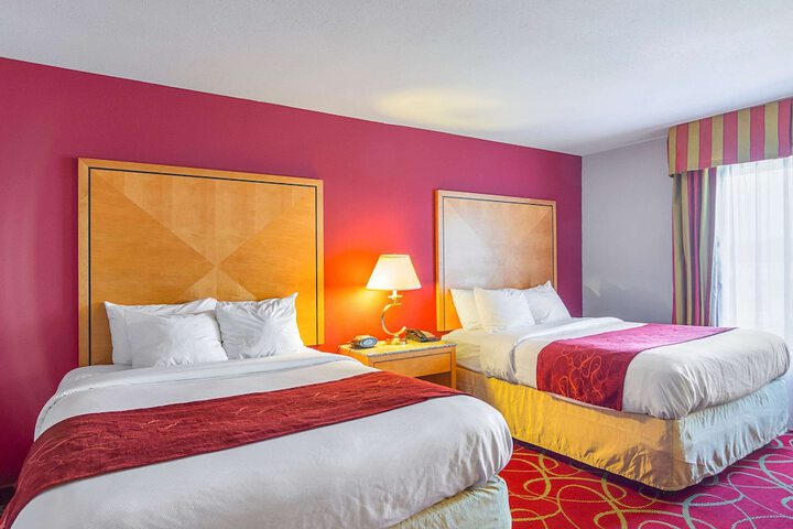 Room 42 of 104