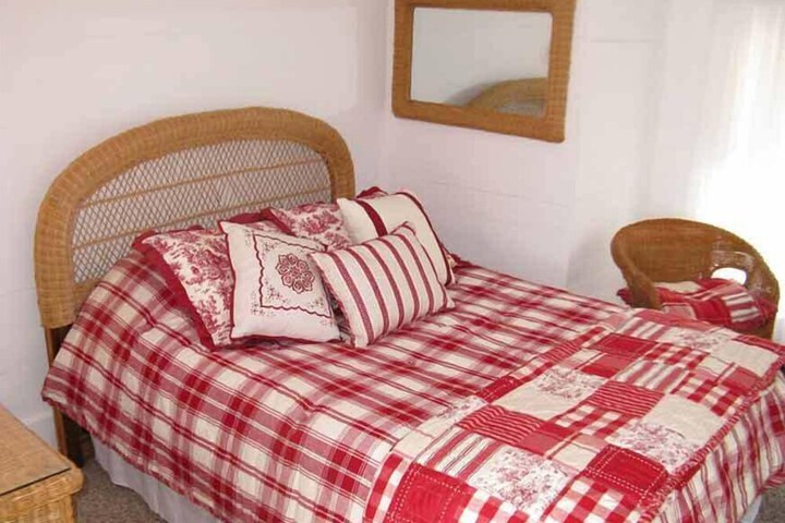 Room 8 of 31