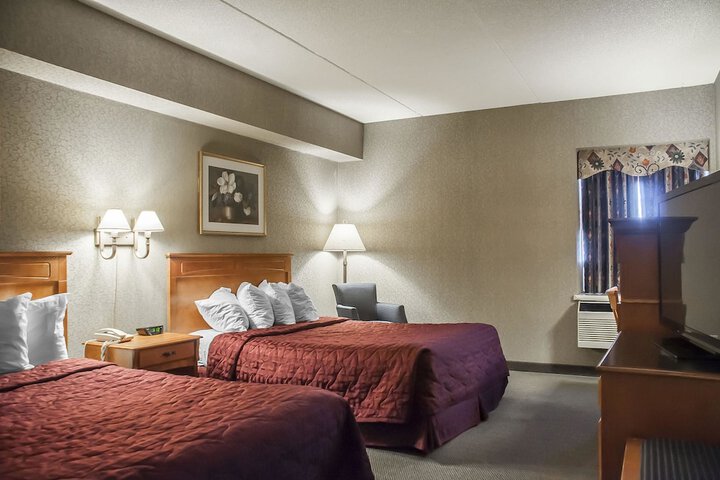 Room 21 of 37