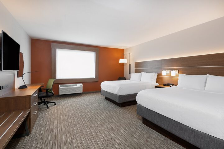 Room 18 of 43