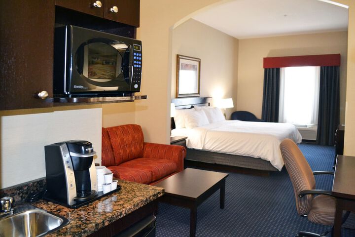 Room 15 of 27