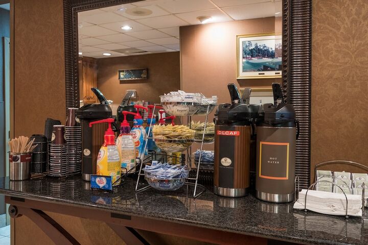 Breakfast/Coffee Service 37 of 43