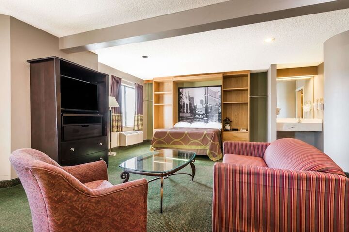 Room 7 of 21