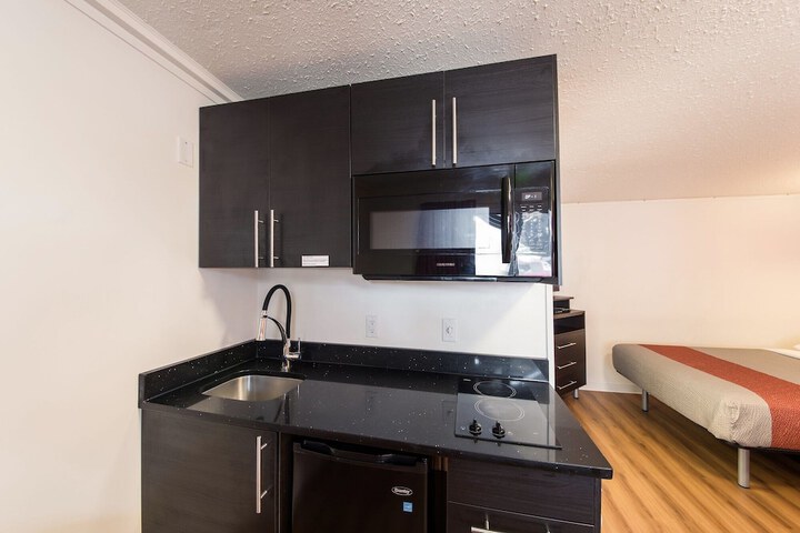 Motel 6 Cranbrook BC