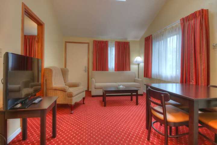 Room 38 of 93