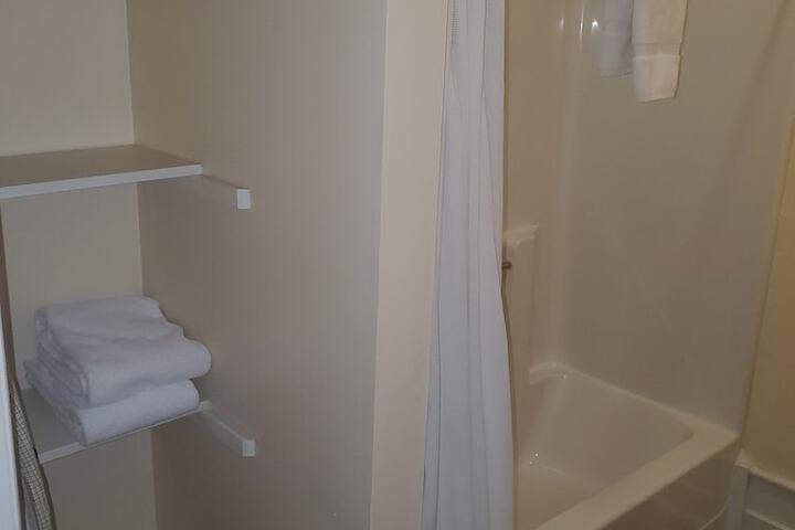 Room 22 of 63