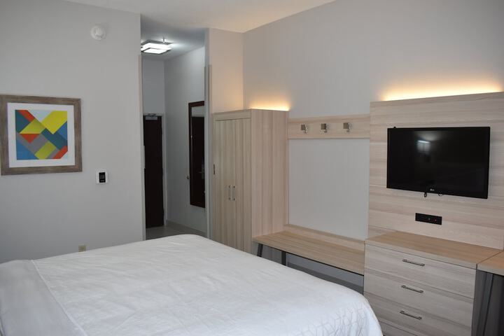 Room 19 of 57