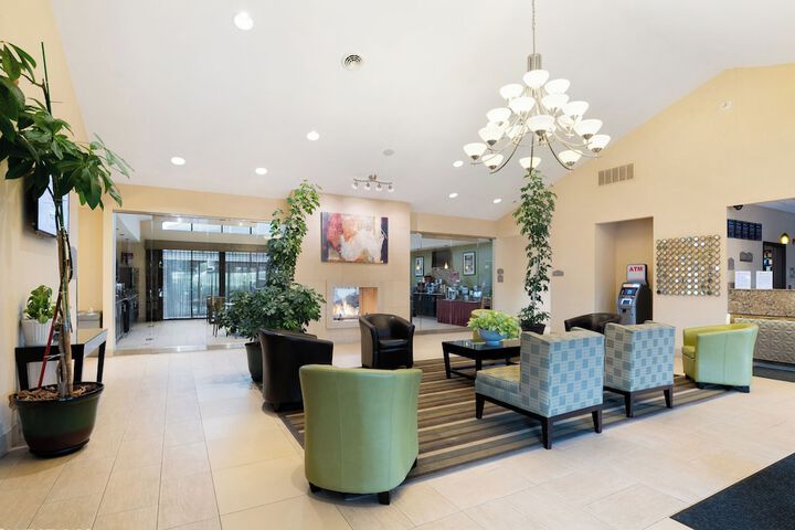 Comfort Inn & Suites