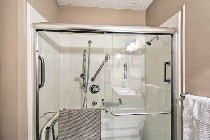 Comfy Jasper Getaway w / Community Amenities!