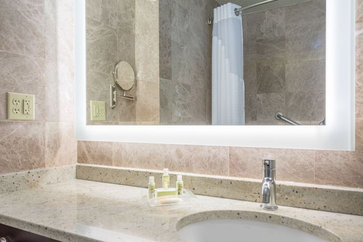 Holiday Inn Hyannis by IHG