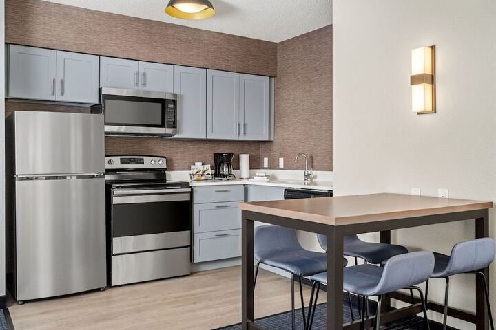 Residence Inn by Marriott Chicago Naperville / Warrenville