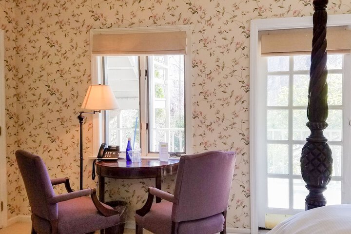 Room 41 of 114