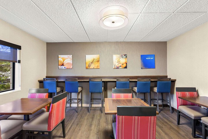 Comfort Inn White River Junction