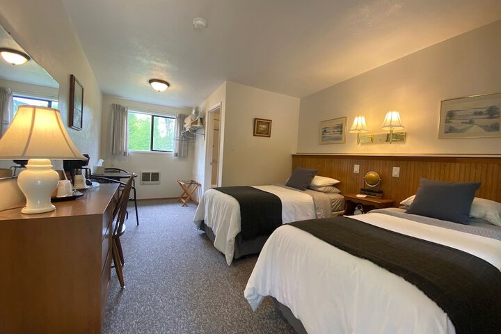 Emerald Valley Inn
