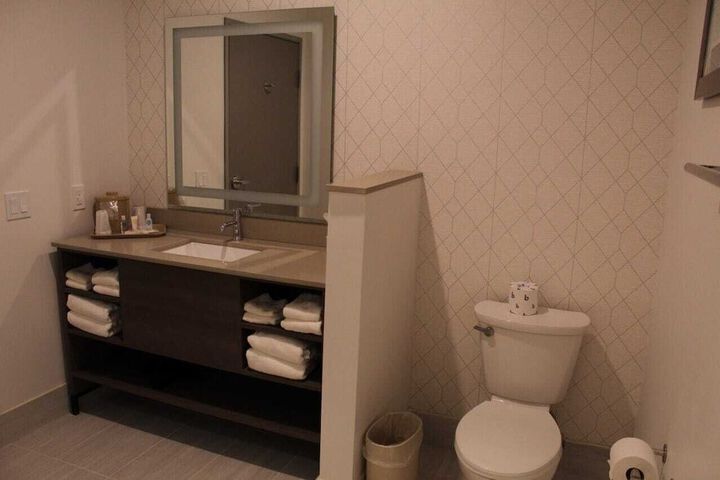 Comfort Suites Richmond East