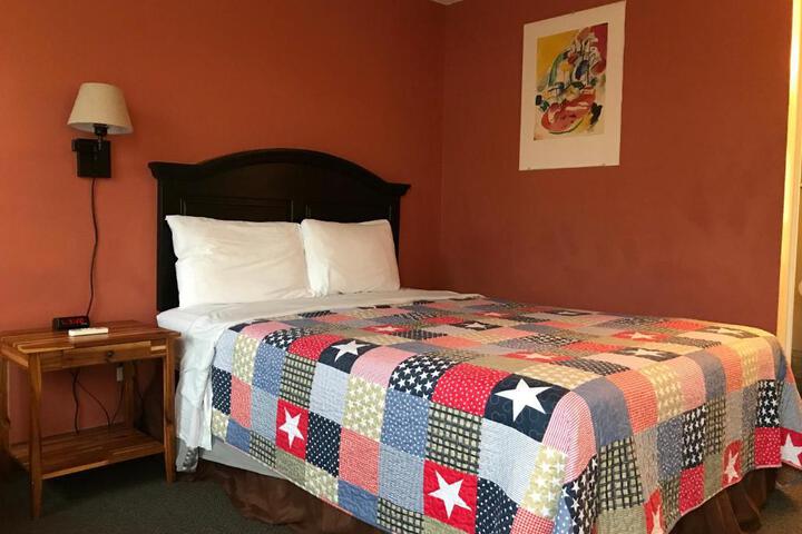 BIG SKY LODGE