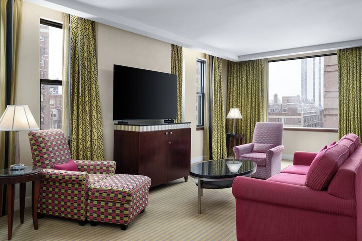 Room 25 of 81