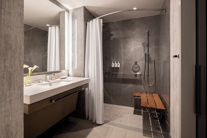 Loews Arlington