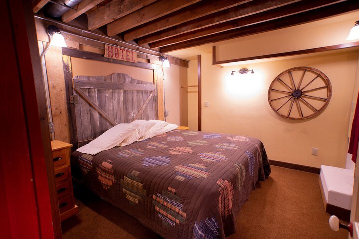 Room 31 of 119