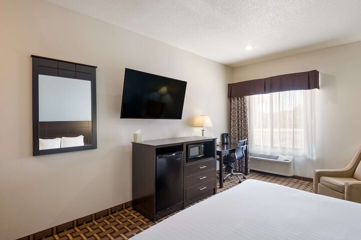 Room 38 of 43