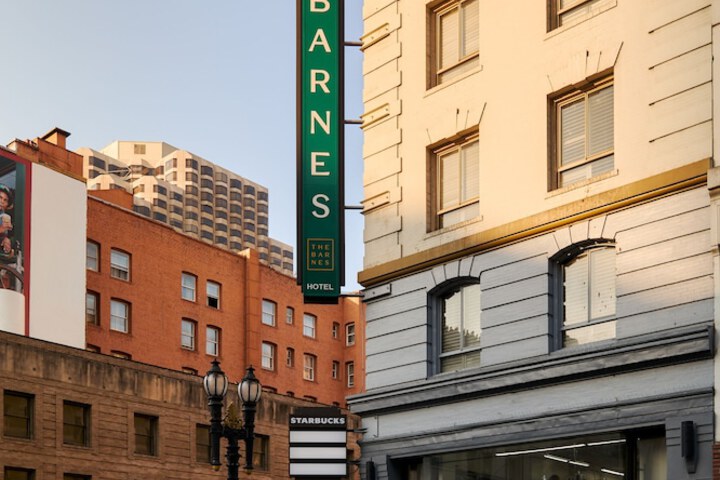 Hotel 4 of 56