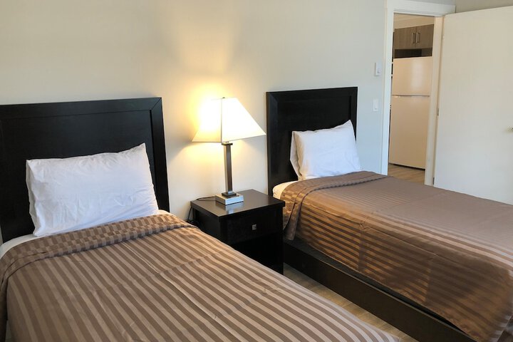 Room 32 of 57