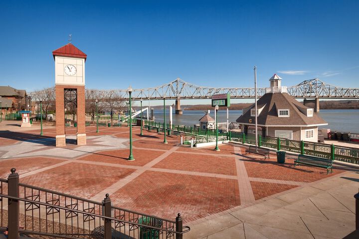Staybridge Suites Downtown Peoria by IHG
