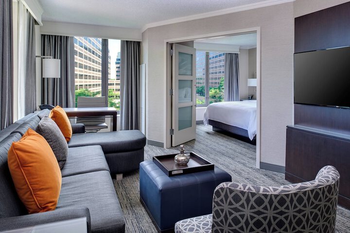 Chicago Marriott Suites OHare