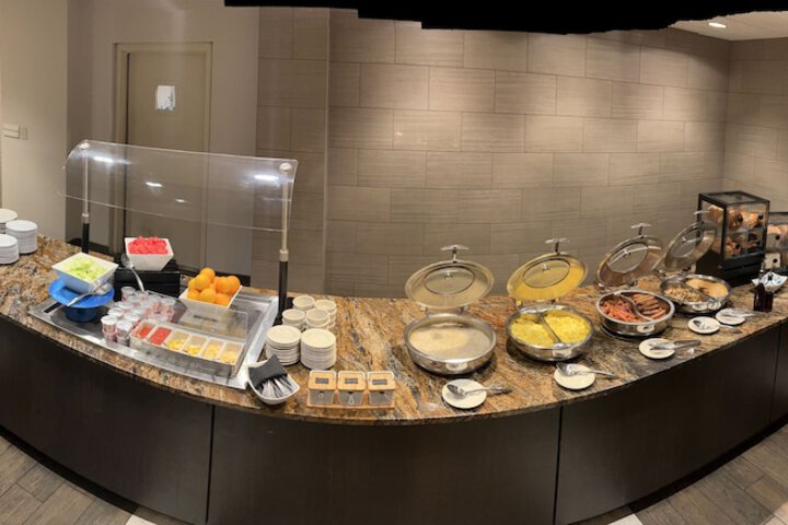 Dining 47 of 54