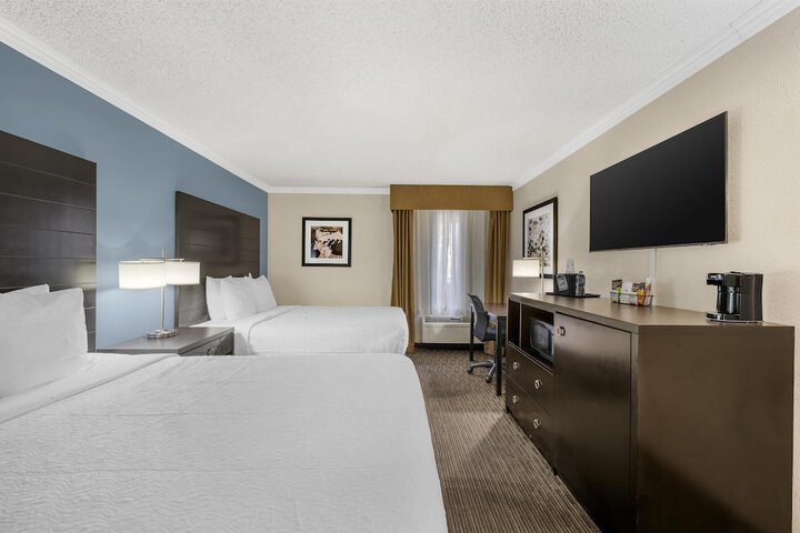 Best Western Airport Albuquerque InnSuites Hotel & Suites