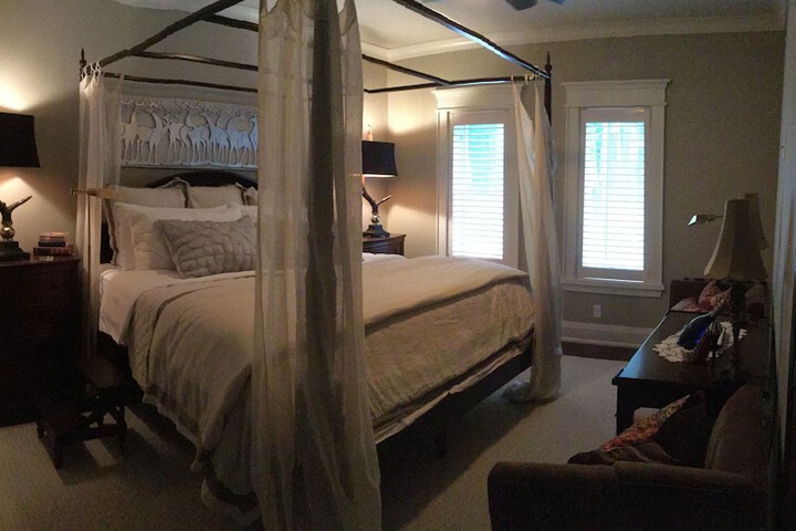 Room 11 of 33