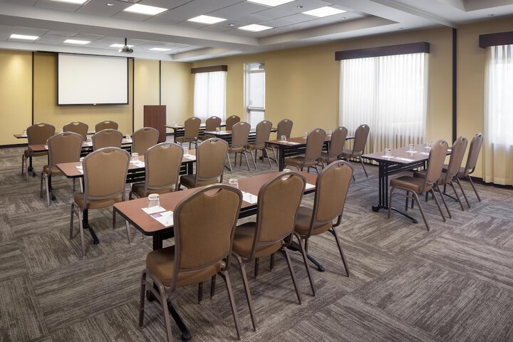Hyatt Place Phoenix / Mesa