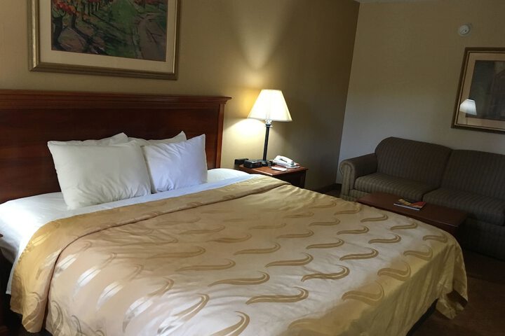 Room 31 of 68