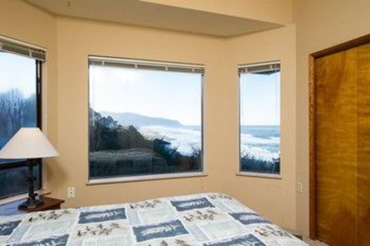 Eagles Crest 4 Br home by RedAwning