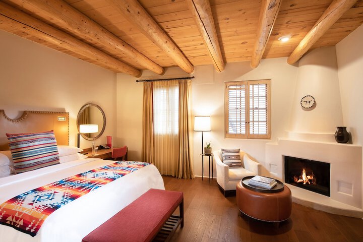 Rosewood Inn of the Anasazi