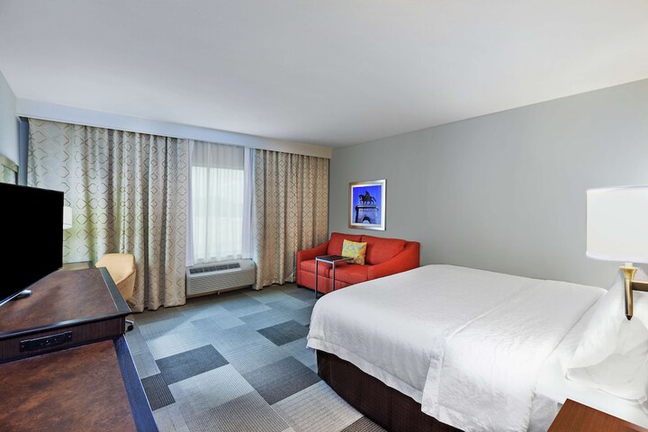 Room 17 of 36