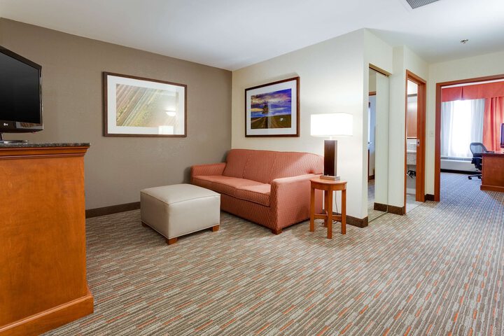 Room 7 of 39