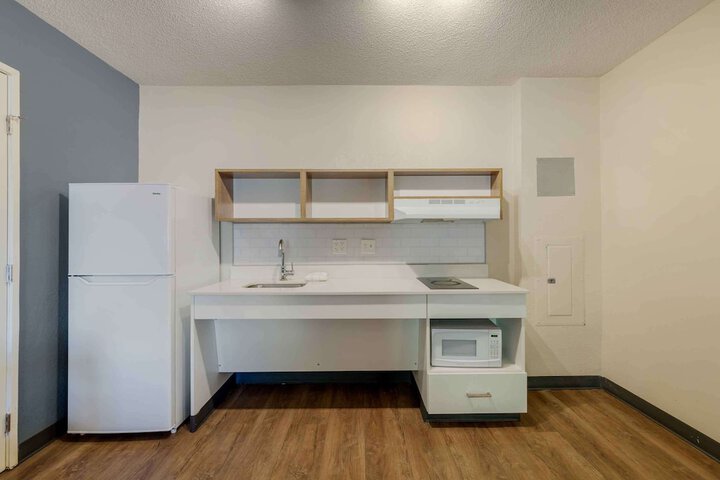 Extended Stay America Suites Miami Airport Doral