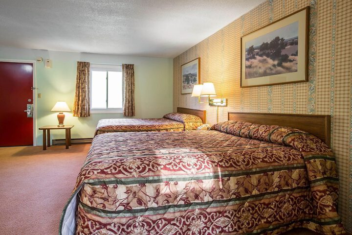 Room 11 of 26