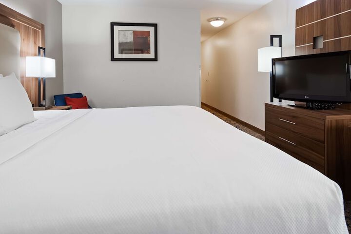Room 22 of 33